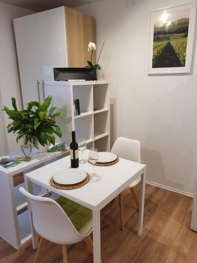 Ferienwohnung Kleine Suedpfalz Zeiskam Bagian luar foto